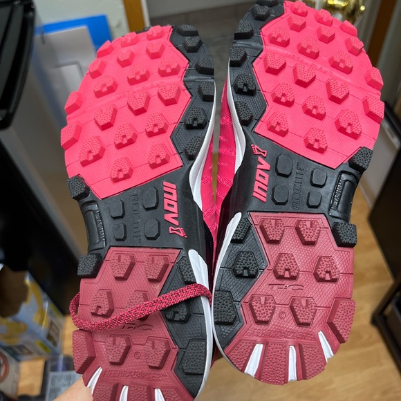 Inov8 Roclite 290 Women’s Running Shoes, Size 9.5- NWOT - Picture 8 of 8